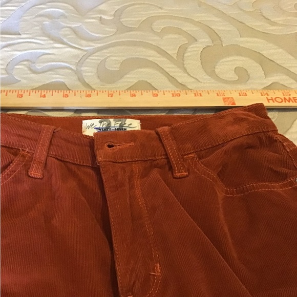 Free People corduroy pants, size 27, Skinny leg with fringed bottom - Picture 9 of 10